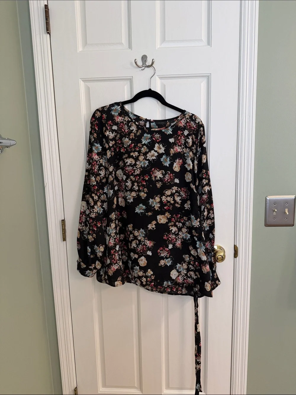 Halogen Black Floral Long-Sleeve Blouse